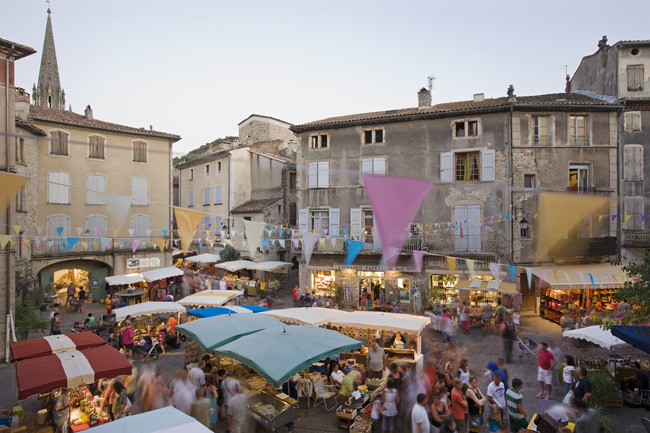 Marché aux Vans